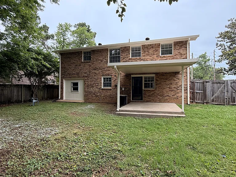 4923 Barella Dr — Photo 22