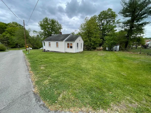 1101 Gearhart Rd SE #18, Roanoke, VA 24014