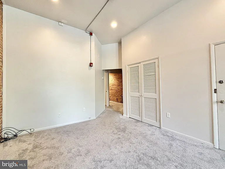 1502 W Mount Royal Ave #1 — Photo 10
