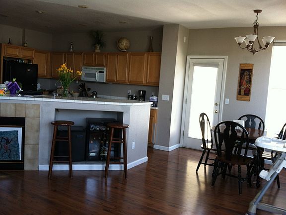 Kitchen/Family/Bkft Nook