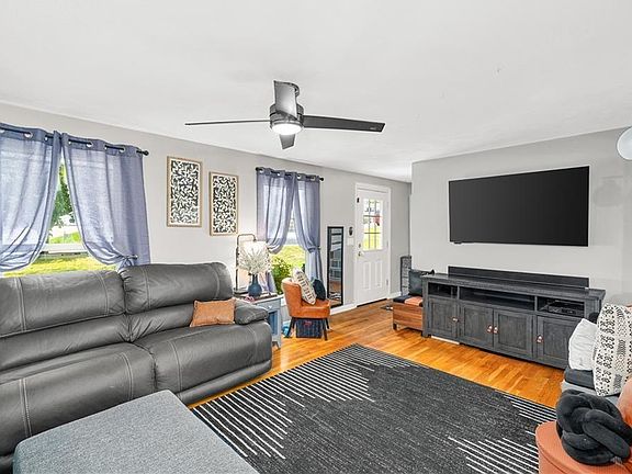 5th image of 39 Okinawa Ave