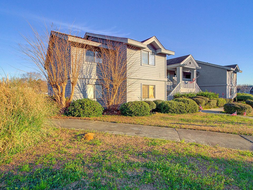 2nd image of 2605 Hidden Cove Dr
