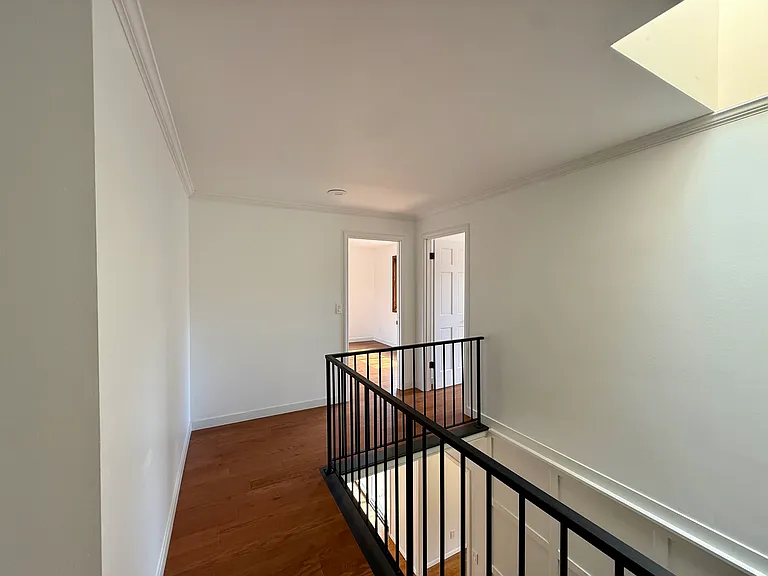 17417 SE 46th Pl — Photo 29