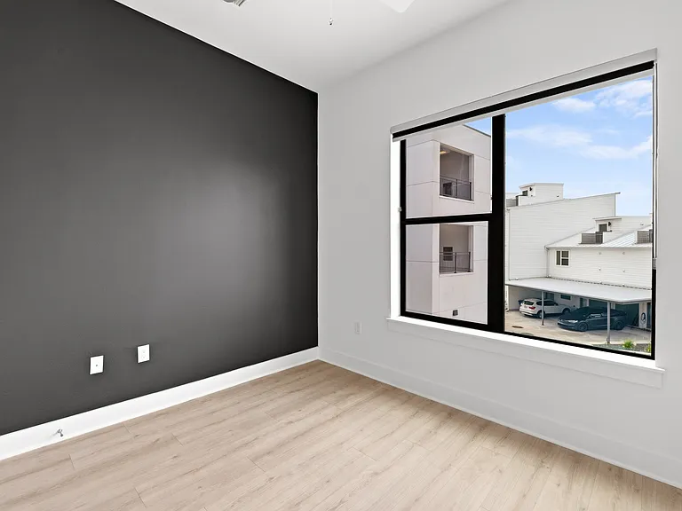 3900 Berkman Dr #208 — Photo 10