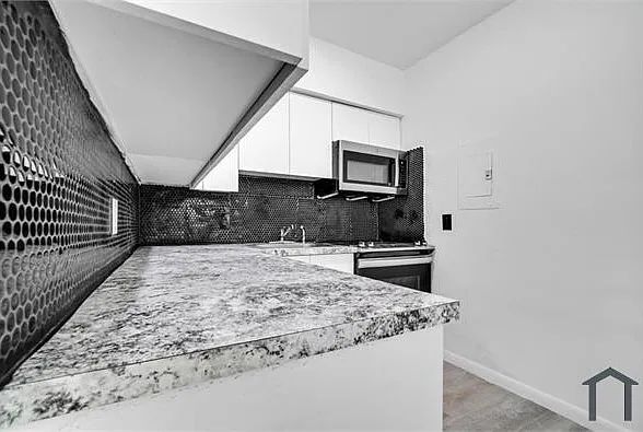 46 NW 62nd St #2 — Photo 18