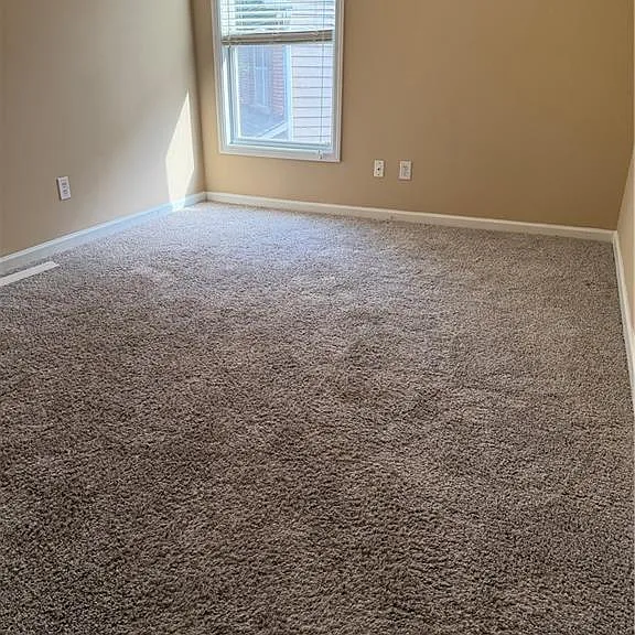 1646 Hedington Ct — Photo 4