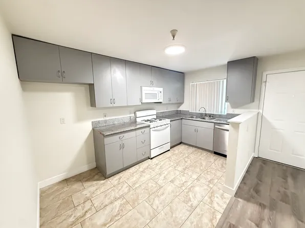6929 Ben Ave APT 3, North Hollywood, CA 91605