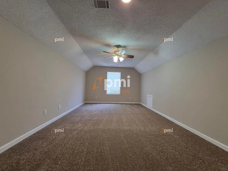 6215 Klondike River Rd — Photo 9