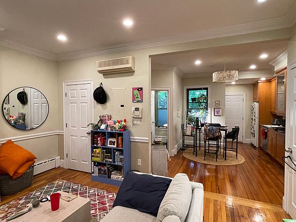 2nd image of 275 River St #3
