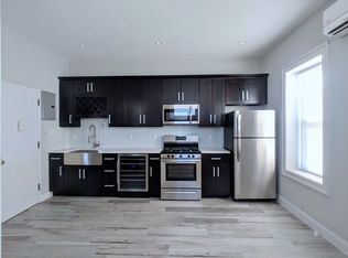 6754 78th St #2B, Middle Village, NY 11379