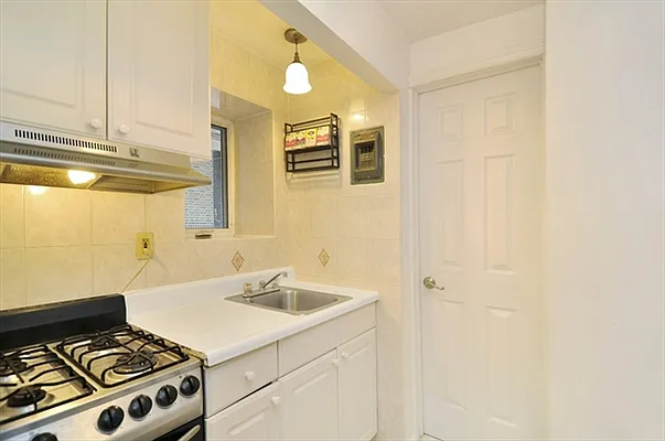 Sold by Citi Habitats | media 19