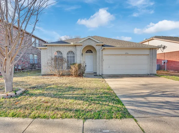 2936 Prairie Oak Blvd, Grand Prairie, TX 75052