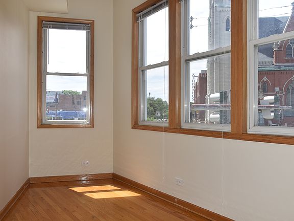 5th image of 3005 N Lincoln Ave #2W
