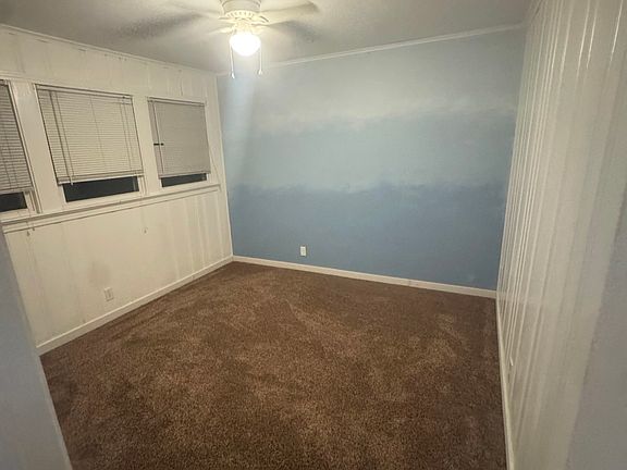 4th image of 4514 Akard Ave