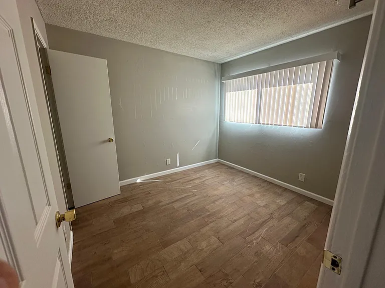 1801 Puente Ave #3 — Photo 20