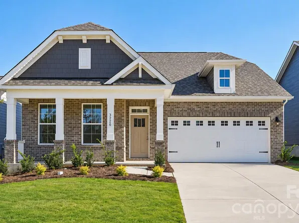 3256 Oberon St, York, SC 29745