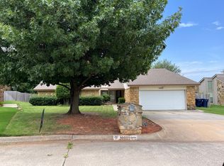 10001 Long Meadow Rd, Oklahoma City, OK 73162