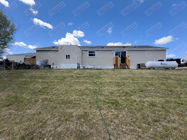 17089 US Highway 14 — Photo 36