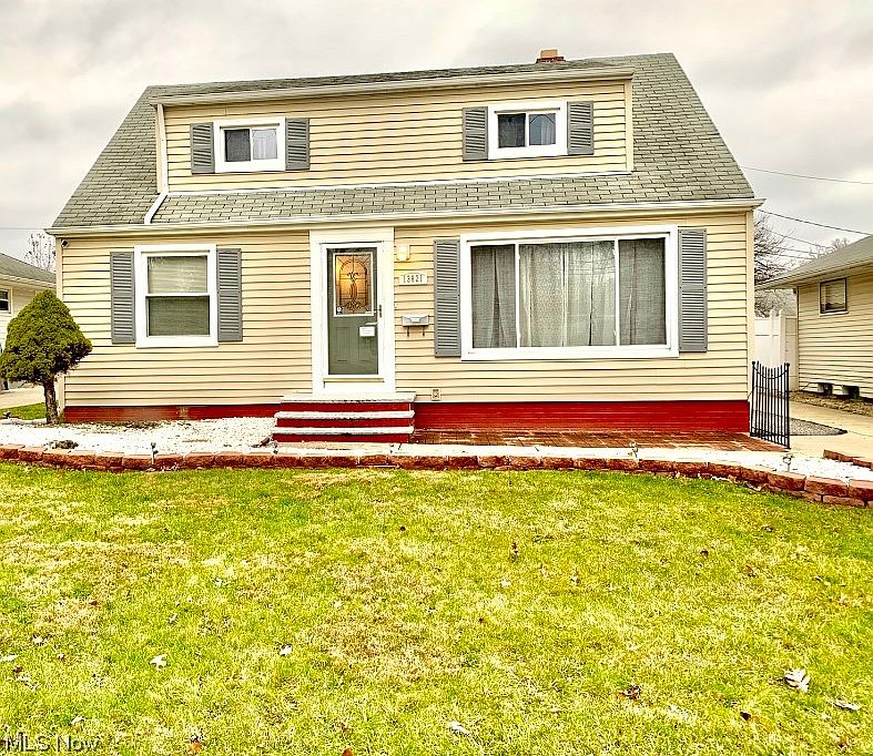 1st image of 13821 Bangor Ave