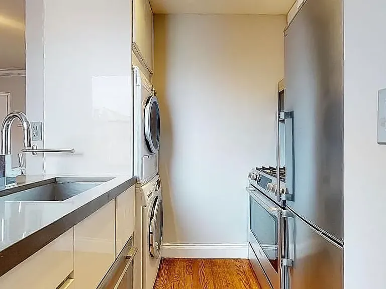 23 Bedford St #4E — Photo 6