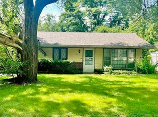 605 Breen Dr, Champaign, IL 61820