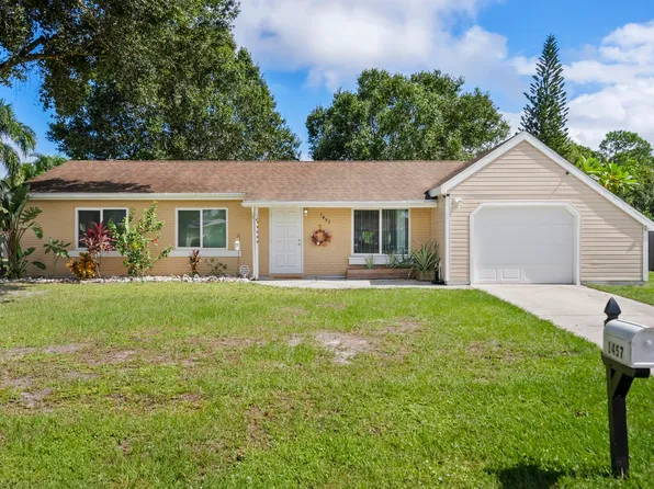 1457 SE Buckingham Terrace, Port St Lucie, FL 34952