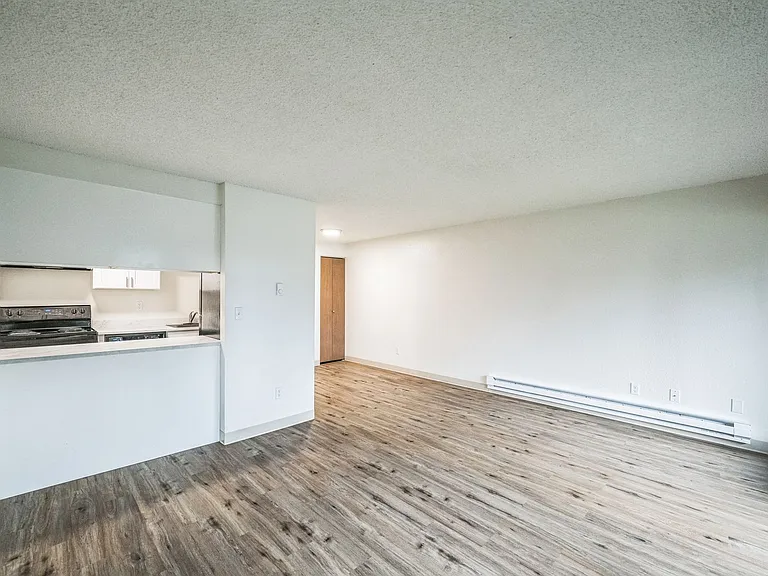 The 1800 Place Apartments — Photo 6