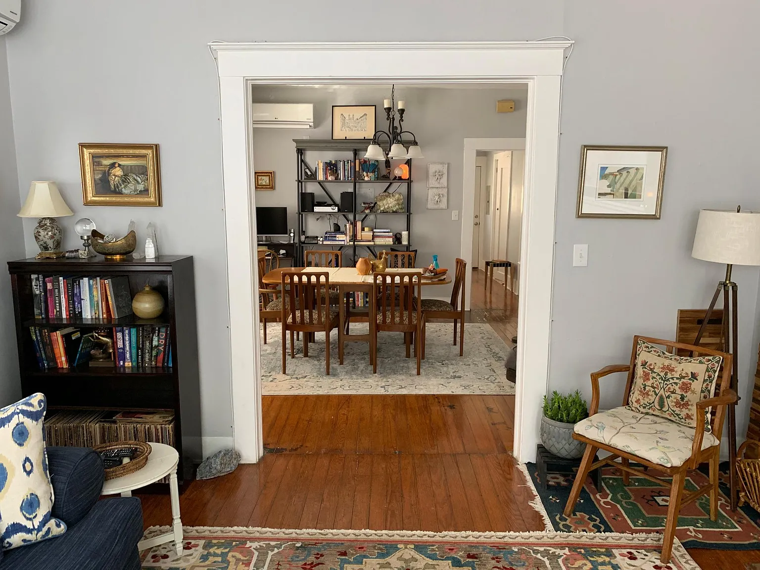 225 E Craig Pl — Photo 3