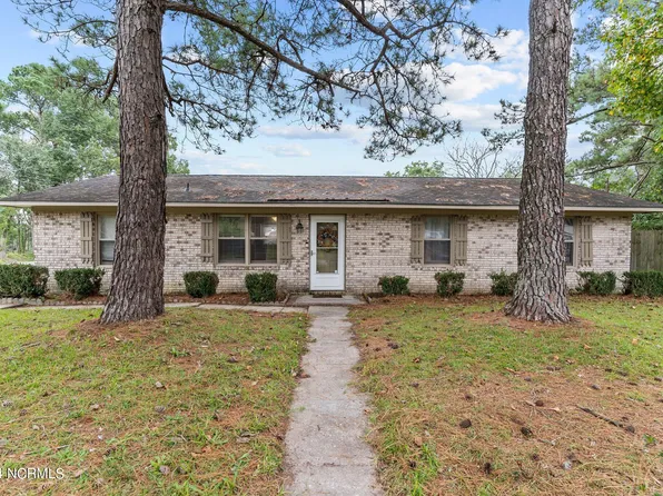 1 Stoney Road, Castle Hayne, NC 28429