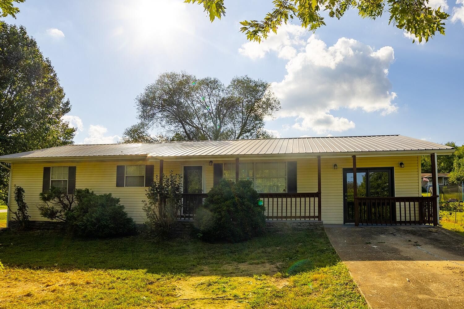 117 N Locust, Lead Hill, AR 72644 Zillow