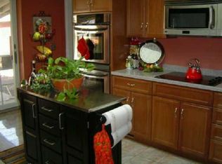 278 Green End Ave, Middletown, RI 02842