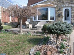 8611 Agusta St, Philadelphia, PA 19152
