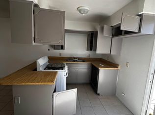 207 W Ash St APT B, Taft, CA 93268