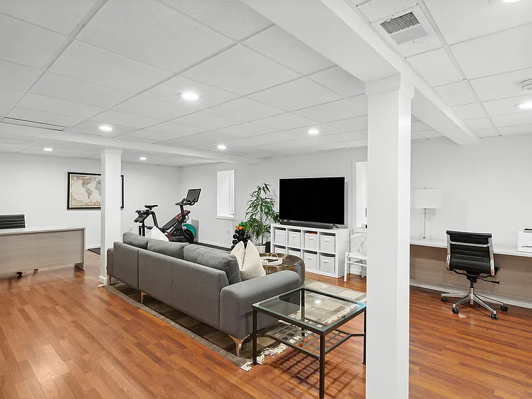 23 Laurel Hill Ln — Photo 15
