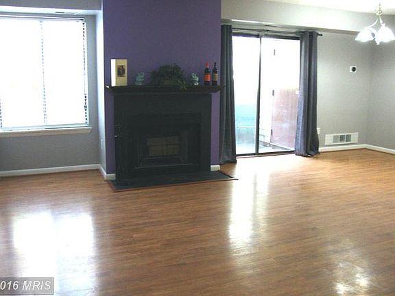 4th image of 1600 Berry Rose Ct APT 1A