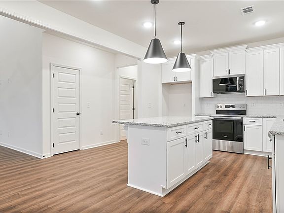 6th image of this home