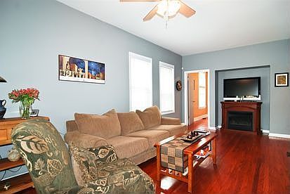 3rd image of 3730 N Bernard St