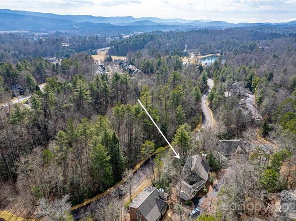 72 Top Hat Ln, Brevard, NC 28712