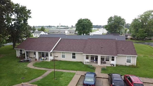 2nd image of 902 Shup St