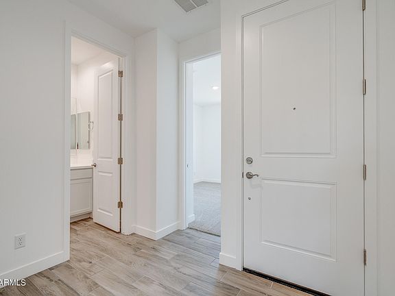 5th image of 163 E MINT Lane