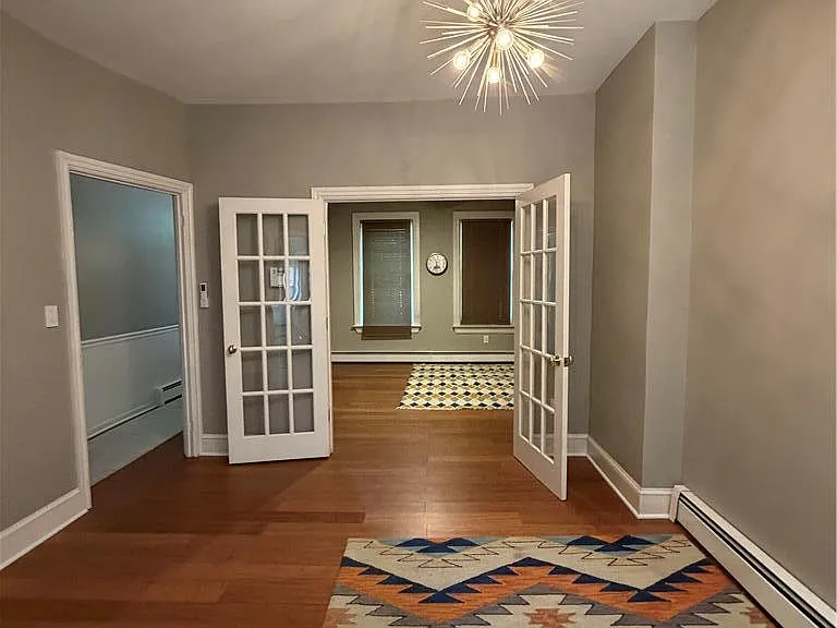 828 W Gordon St — Photo 6
