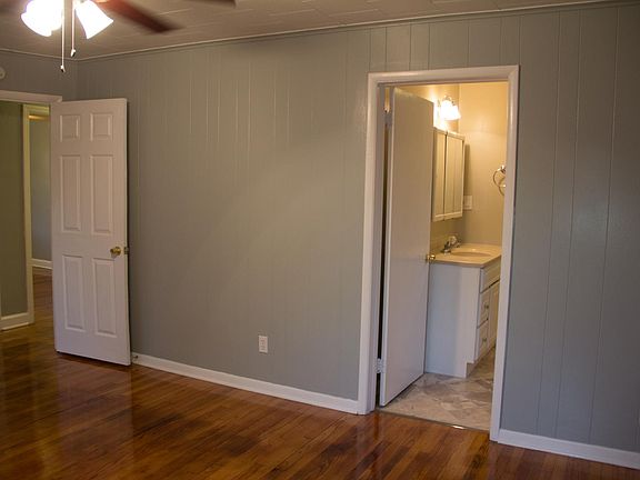 4th image of 235 Glendale Ave
