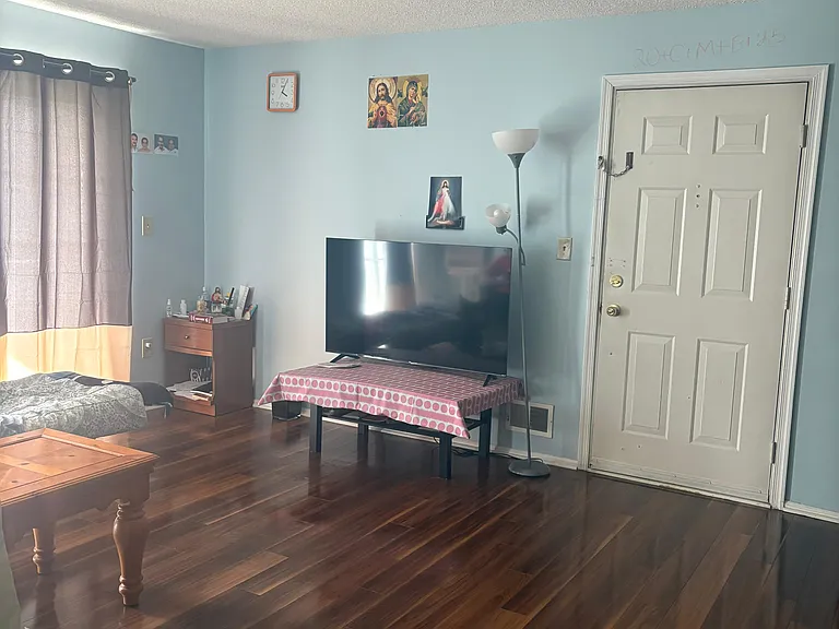 14 Pembrook Ave #14 — Photo 4