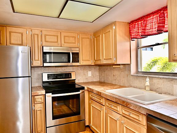 5th image of 2561 Boundbrook Boulevard #208