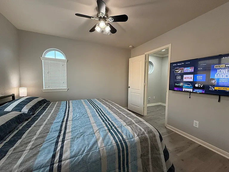 5639 Southern Knl — Photo 37