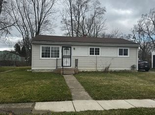 6205 Natchez Dr, Mount Morris, MI 48458