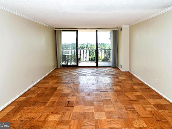 5th image of 4 Monroe St APT 1305