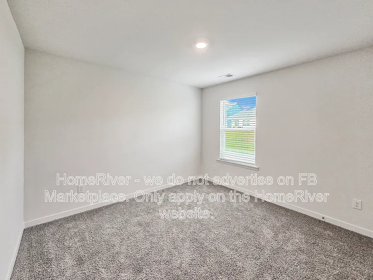 651 13th Avenue Dr NE — Photo 16