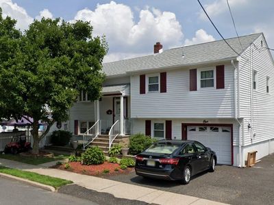 1 Lamker Ct, Little Ferry, NJ, 07643