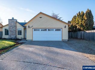 2420 Railroad Ct SE, Albany, OR 97322